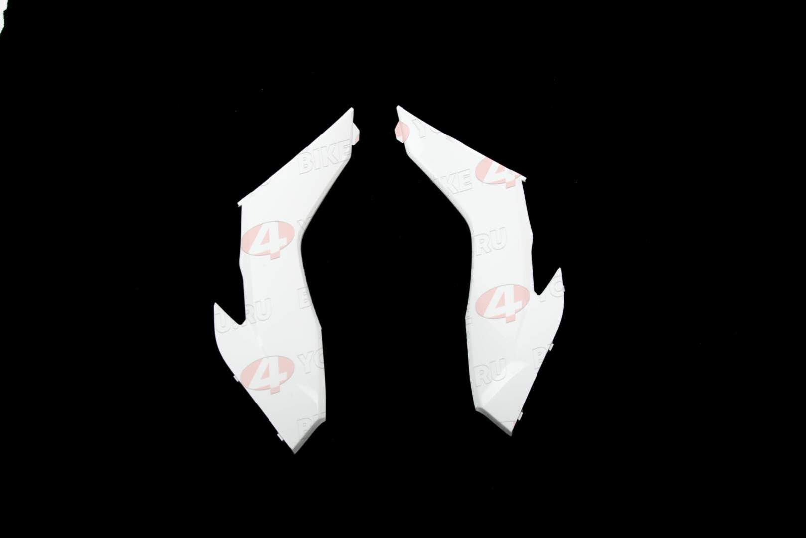 Пластик накладка боковой задний  ТТ250 (комплект)